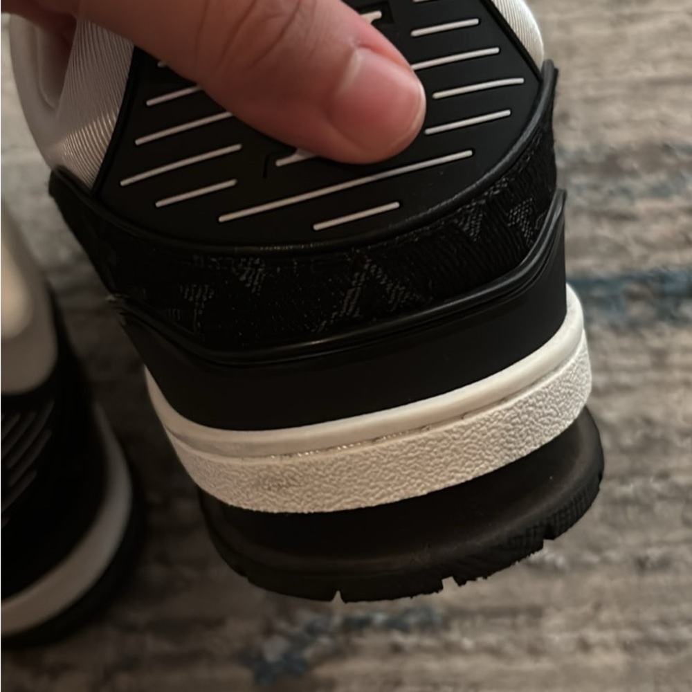 Lv Trainer - image 2